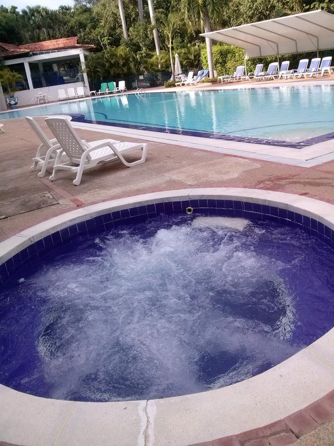 公寓 Condominio Girardot Resort *